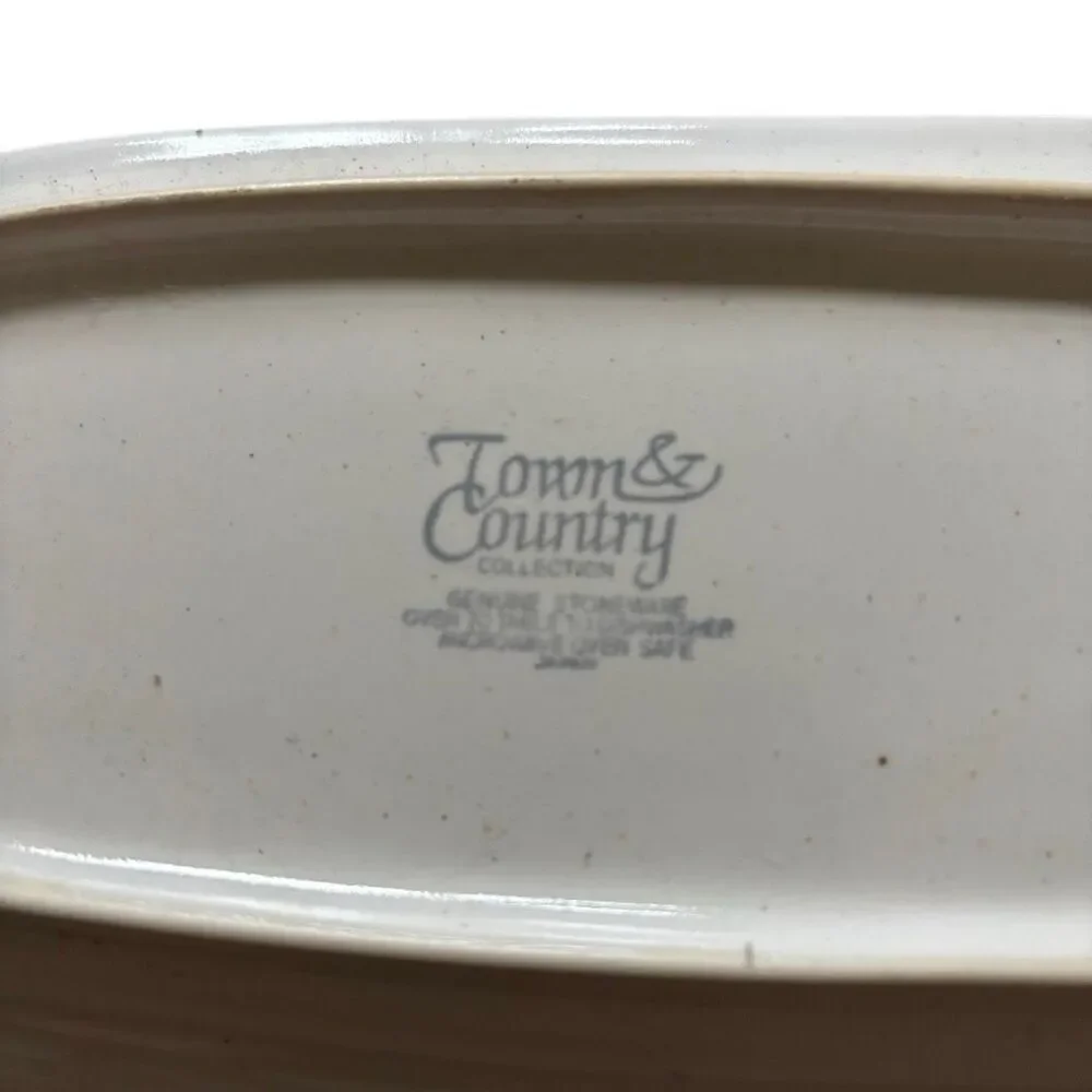 Town & Country Stoneware Butter Dish With Cover 1980’s Never Used